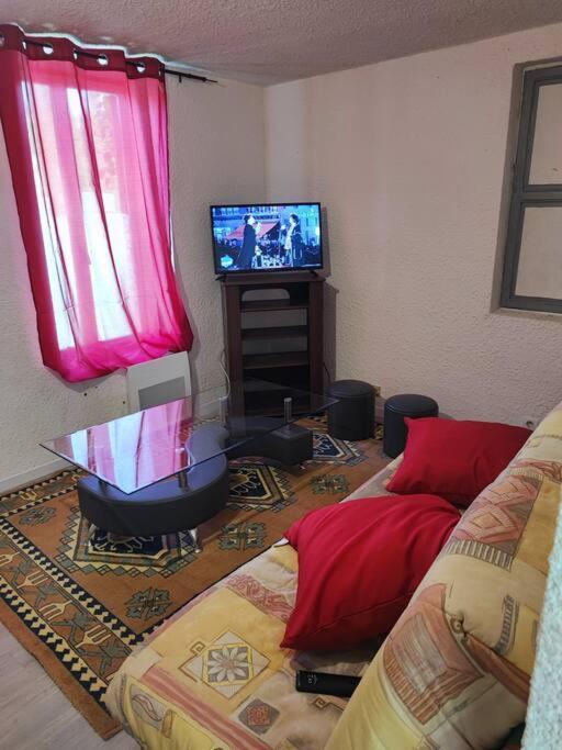 Saint Uze Appartement Buitenkant foto